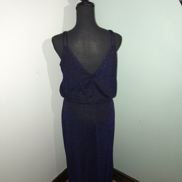 Dress - Picture 4 of 7